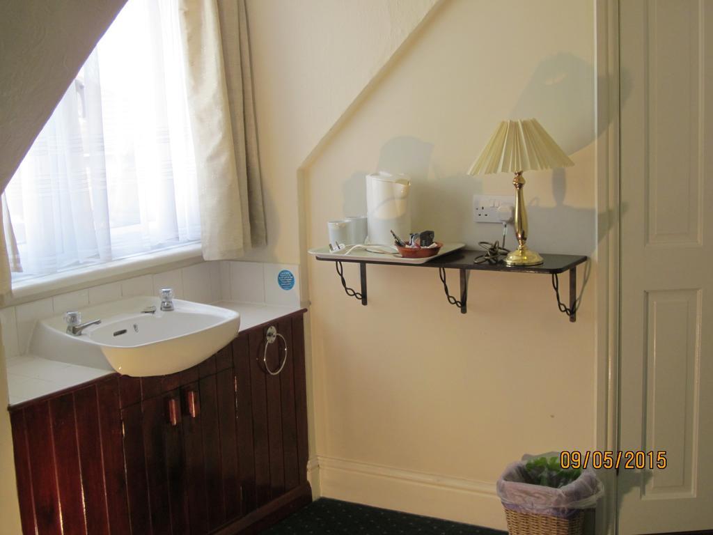 Landguard House Bed Only Hotel Southampton Exterior photo