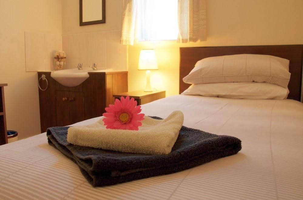 Landguard House Bed Only Hotel Southampton Exterior photo